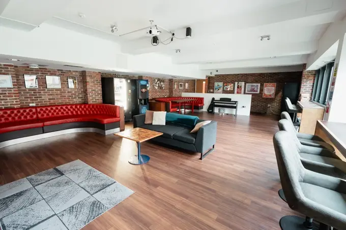 brunswick-house-cambridge-student-communal-living-space
