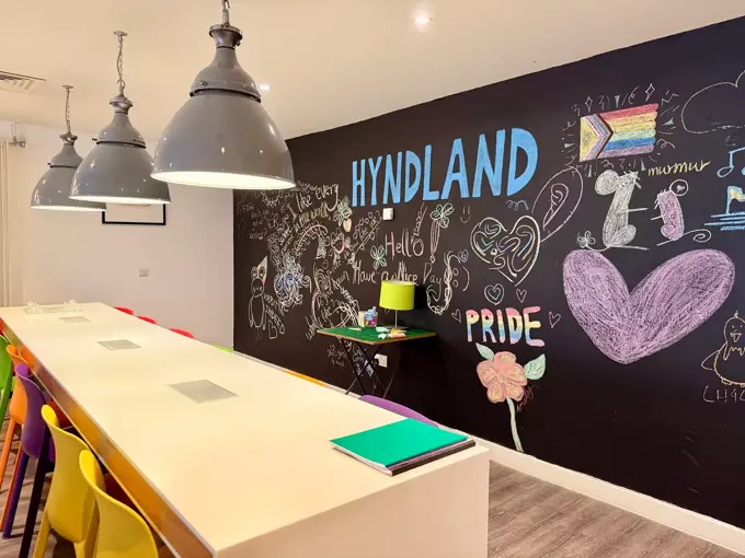 hyndland-house-student-accommodation-communal-seating