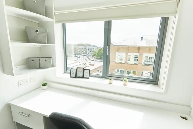 Brunswick House Cambridge Bedroom Study