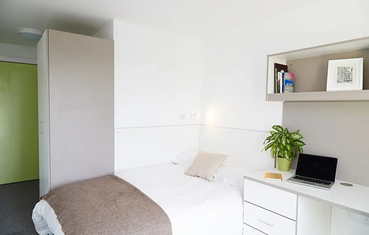 All Saints Green Bedroom 2