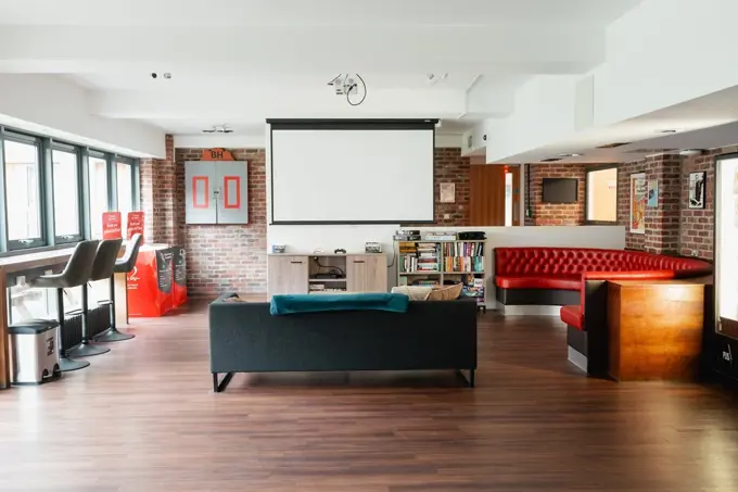 brunswick-house-cambridge-student-communal-area