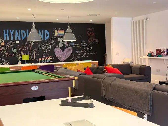 hyndland-house-pool-table